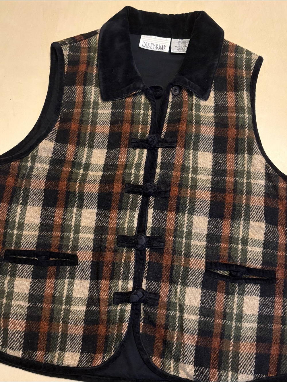 Vintage Plaid Wool-Blend Knot Button Vest in Rust/Green/Tan/Black, Size Large